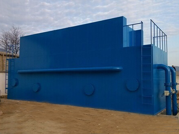 全自(zì)動一(yī)體(tǐ)化(huà)淨水(shuǐ)設備